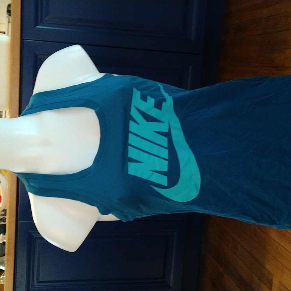Size xs blue Nikes workout athletic top - Picture 10 of 16
